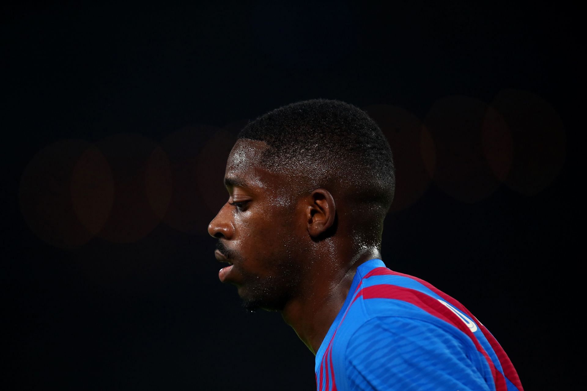 Ousmane Dembele turns himself away from the Nou Camp