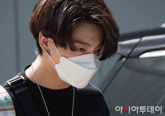 5 times BTS' Jungkook created ripples with his airport fashion sense