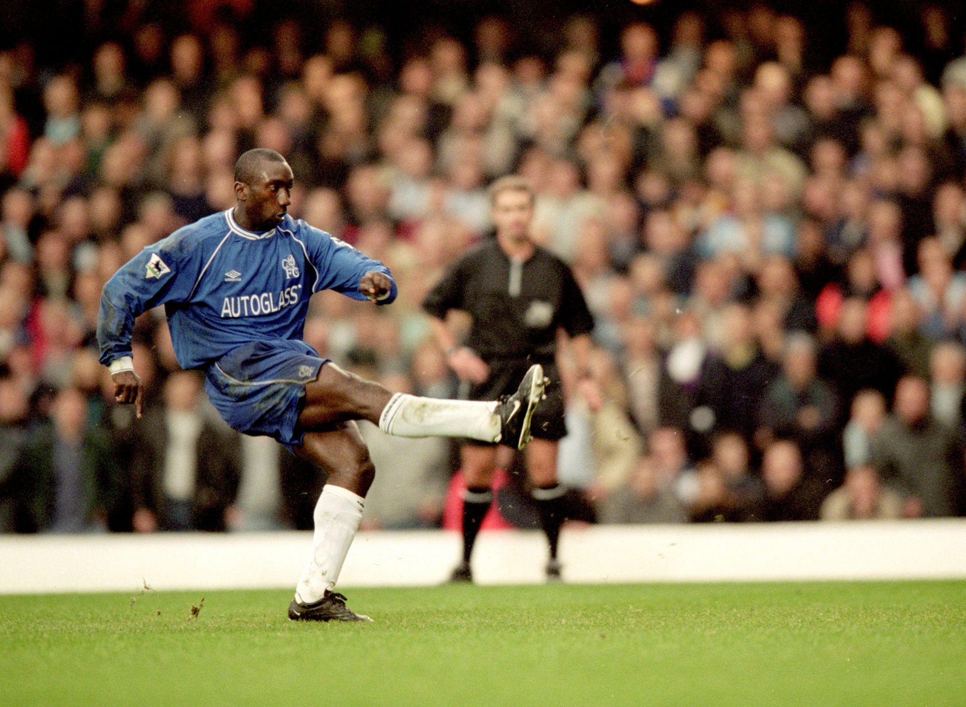 Jimmy Floyd Hasselbaink in action for Chelsea