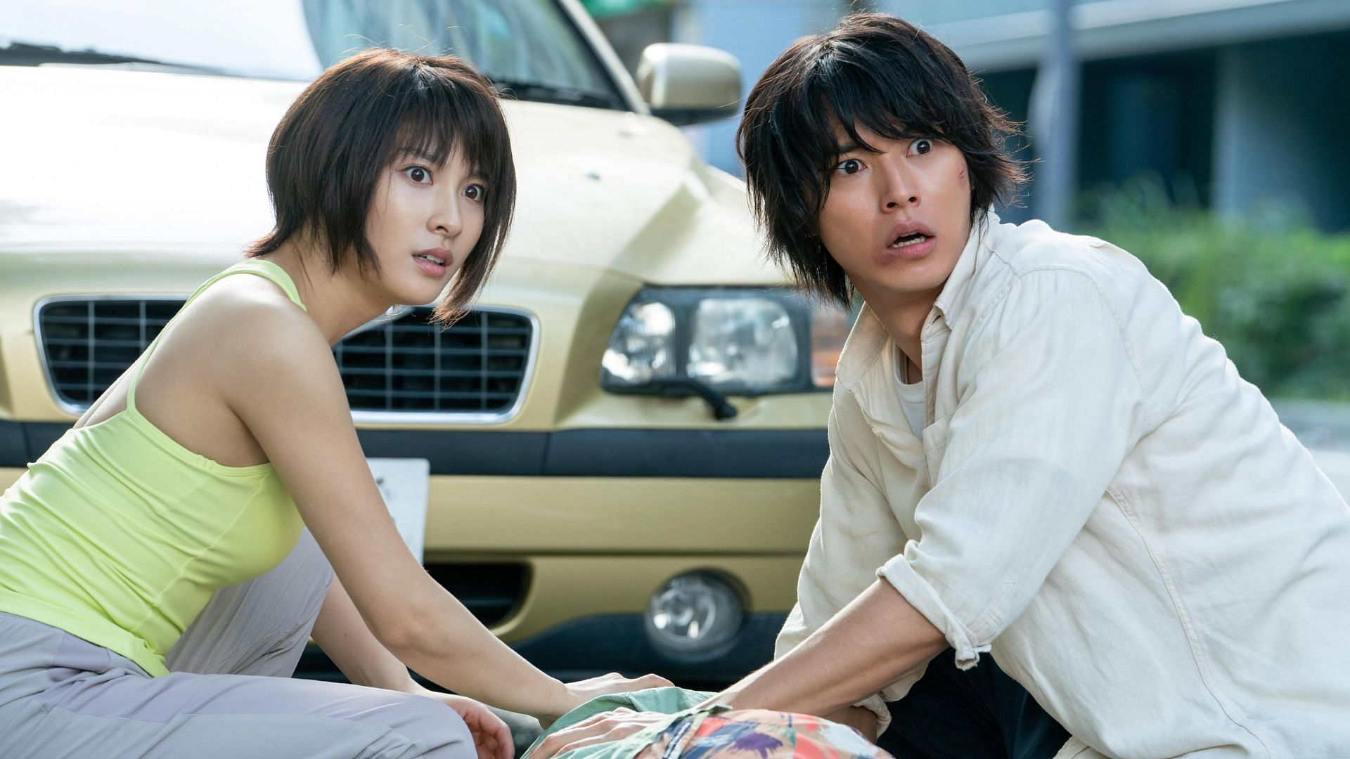 Tao Tsuchiya as Usagi and Kento Yamazaki as Arisu in Alice in Borderland season 2 (Image via Twitter/ @NetflixGeeked)