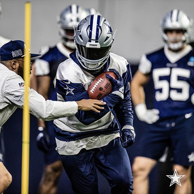 Scruggs: Why the Cowboys need to take a look at Ezekiel Elliott if