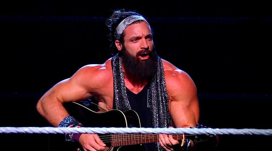 Elias returned to WWE to sing to the Monday Night RAW crowd this week