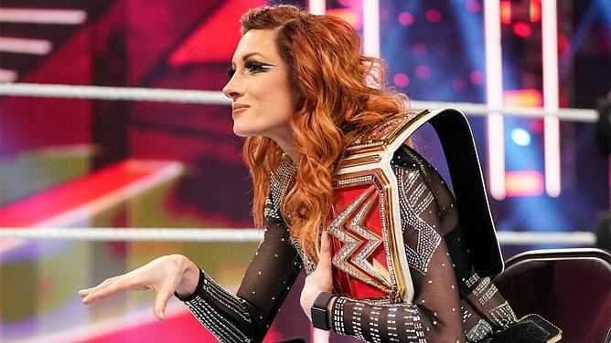 "A bit...off" - WWE Hall of Famer takes a shot at Becky Lynch after Hell in a Cell, latter responds