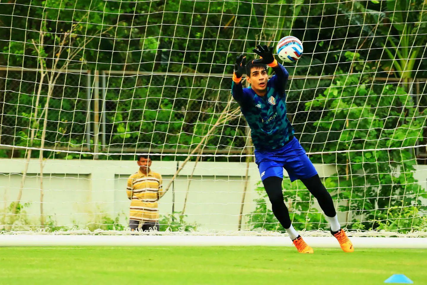 Gurpreet Singh Sandhu practising ahead of the clash against Afghanistan. (Image Courtesy: AIFF)