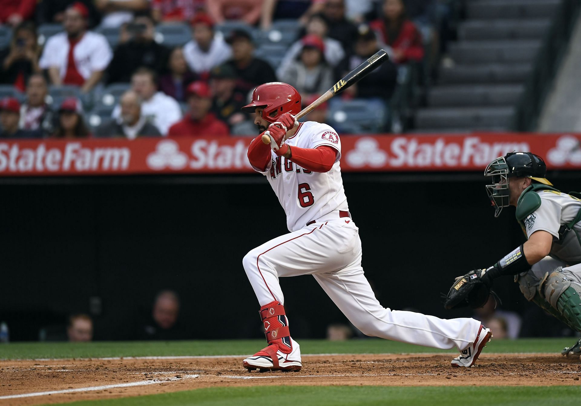 World Series Game 6: Anthony Rendon HR shields baseball from