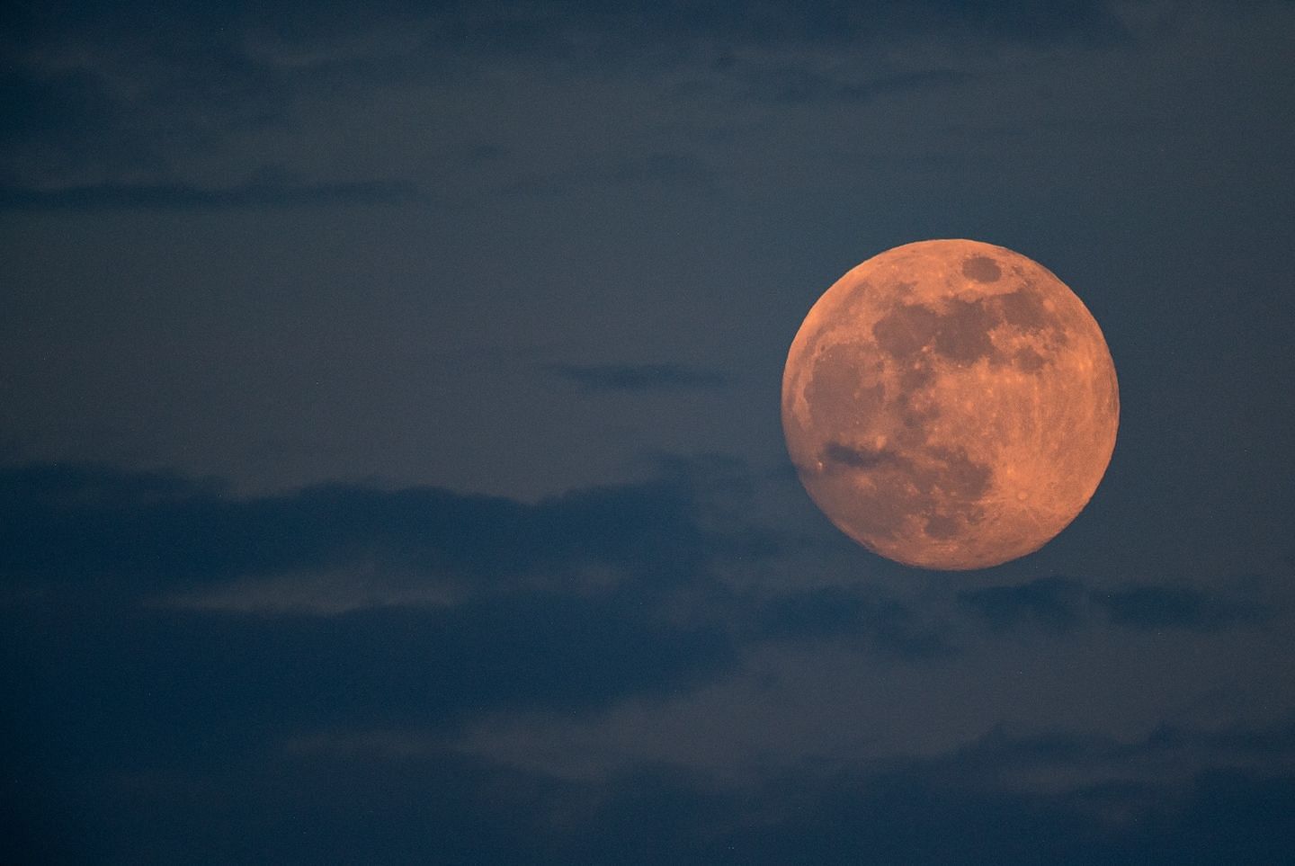 Image of a previously occurred &#039;Strawberry Supermoon.&#039; (Image via NASA)