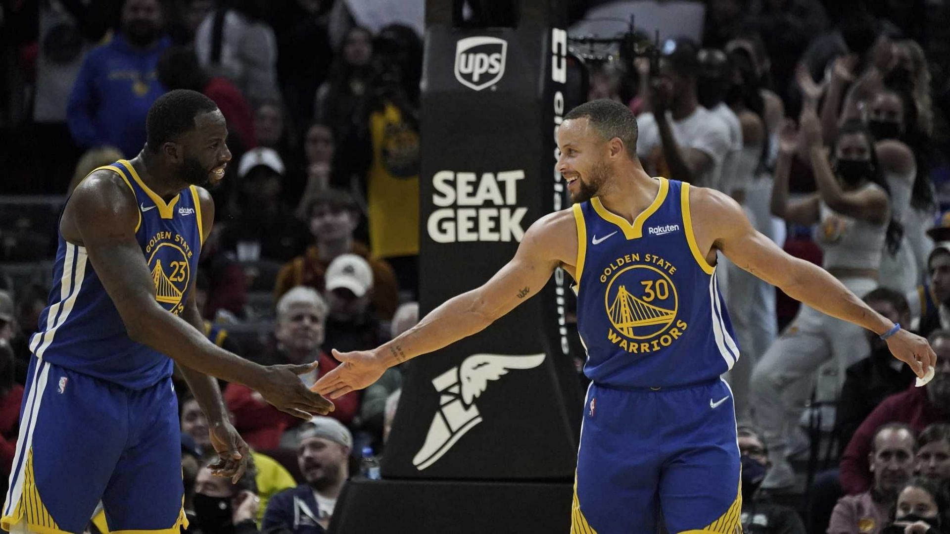 NBA superstars enjoy differential treatment by game officials. [Photo: San Francisco Chronicle]