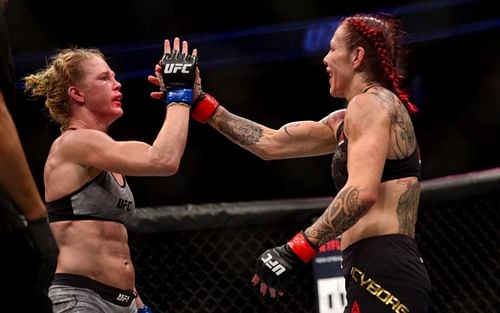 Holly Holm (left) and Cris Cyborg [Image Courtesy: @criscyborg on Twitter]