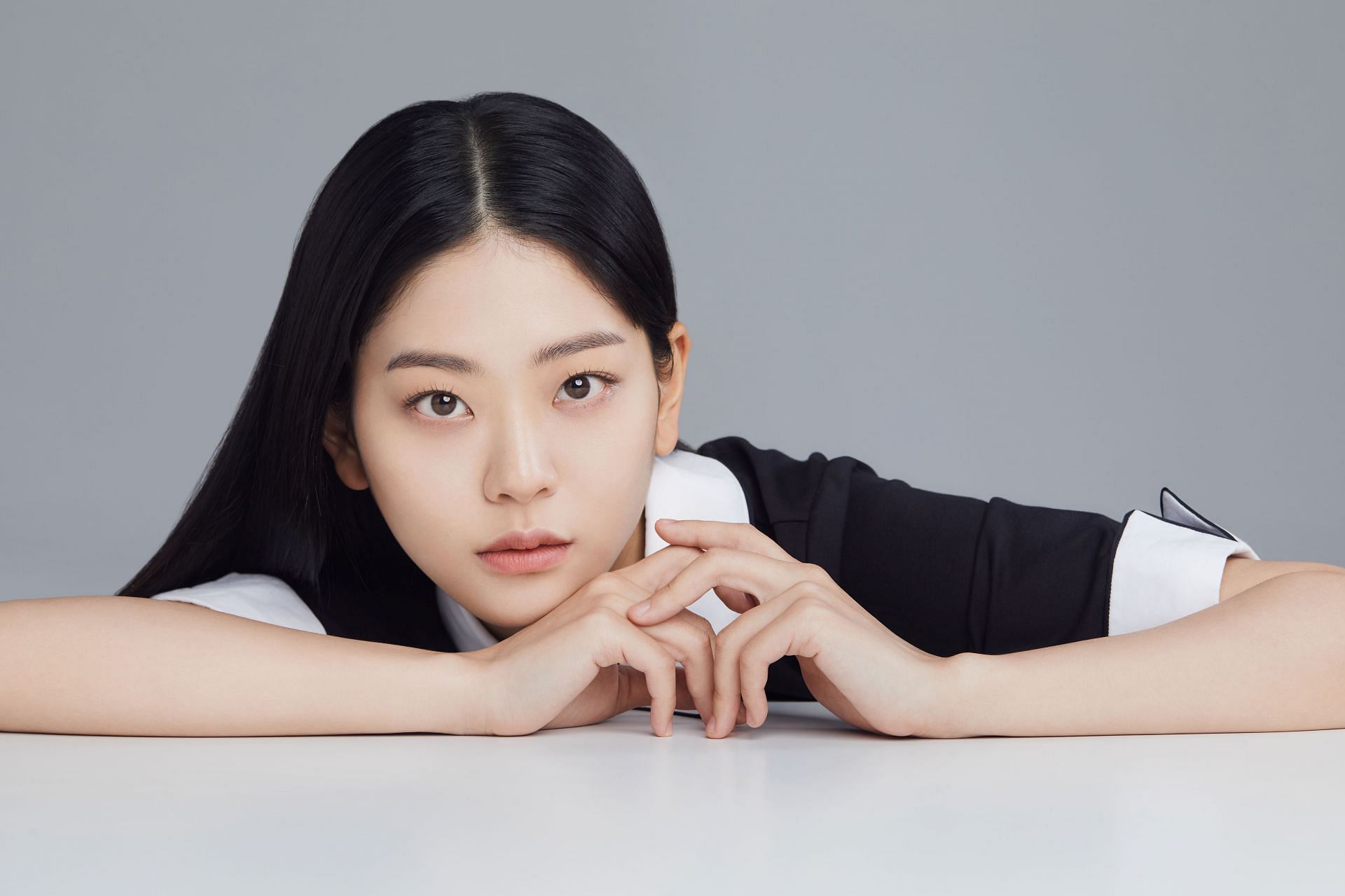 Actress Chung Su-bin (Image via JWIDE Company)