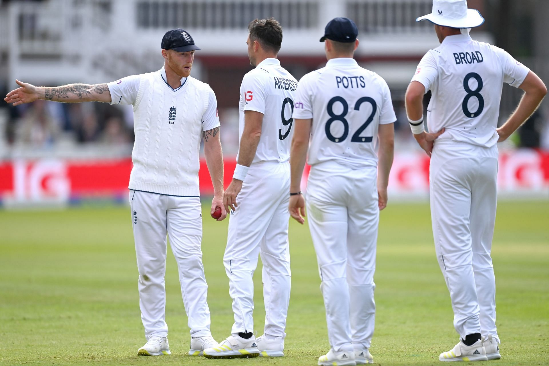 England v New Zealand - First LV= Insurance Test Match: Day Two