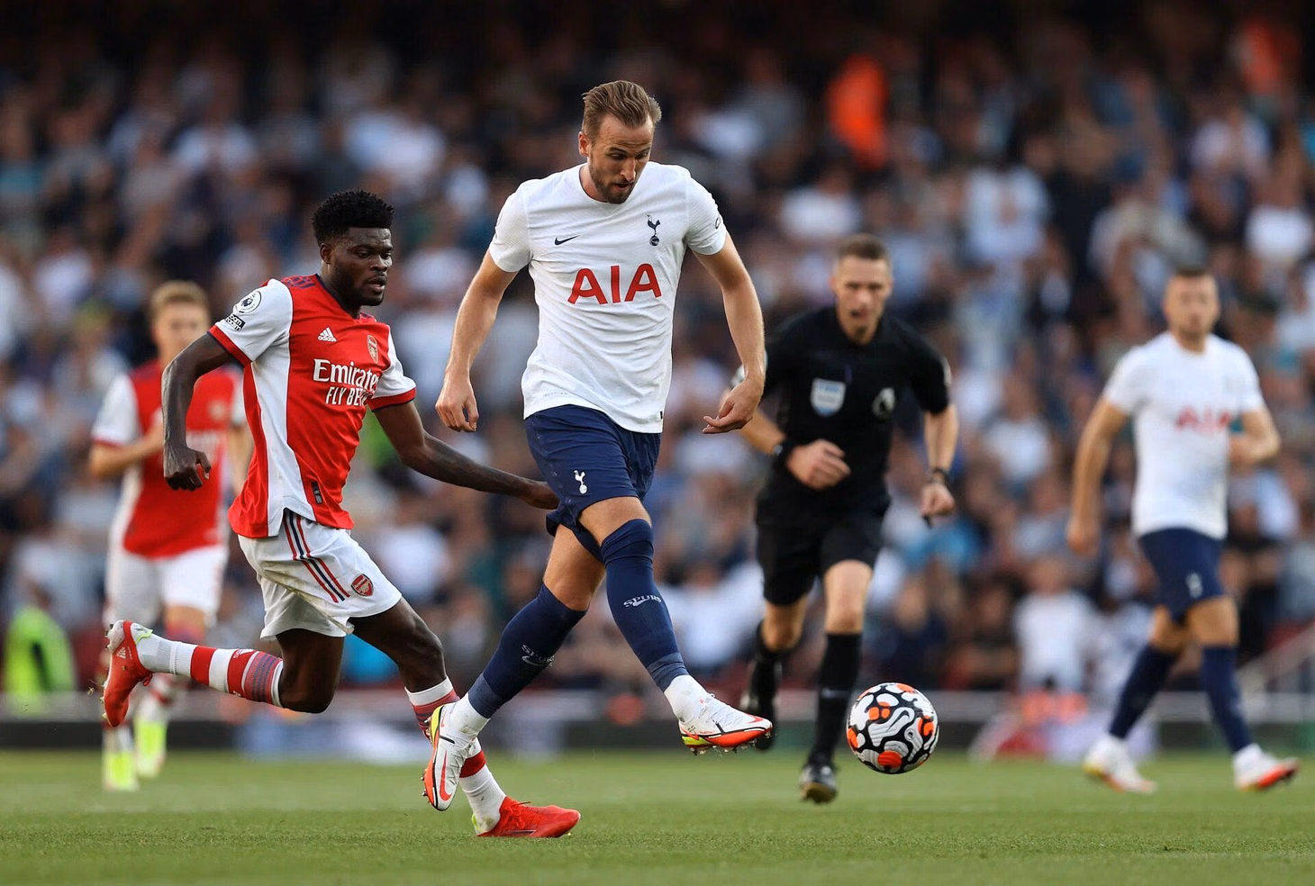 EPL Live Scores 2024-25 - Today's English Premier League Live Scores