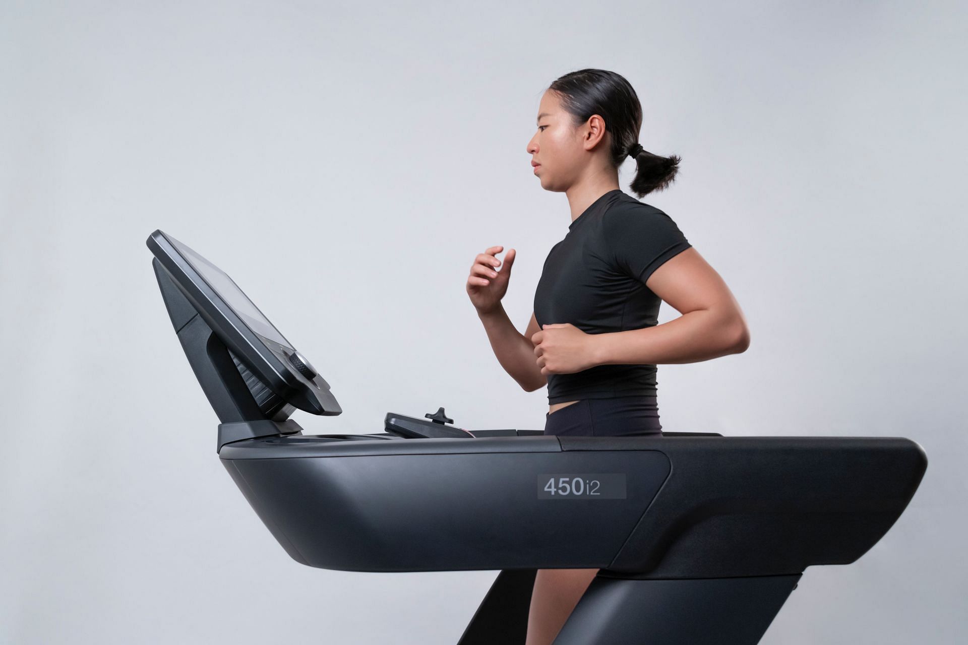 Is Running On A Treadmill Better Than Running Outside?