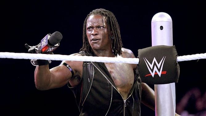 Details on R-Truth receiving heat for making his WWE opponent look too good