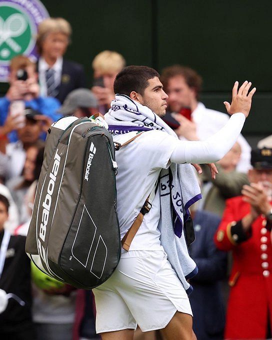 This is sick, hoping Louis Vuitton does the same for Carlos Alcaraz -  Tennis fans react to Jannik Sinner's one-of-a-kind Gucci bag at Wimbledon  2023