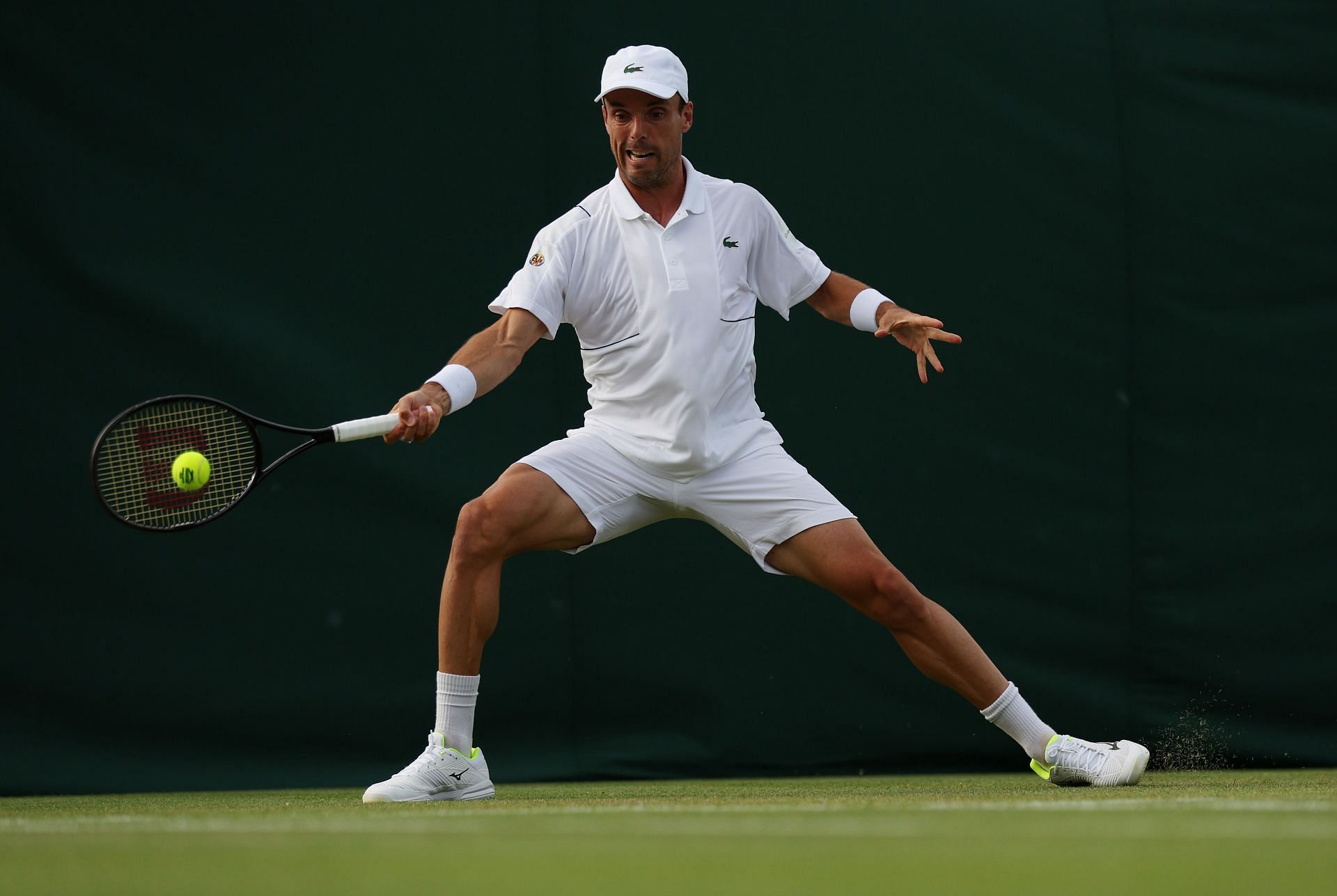 Roberto Bautista Agut won his second title of the year on Saturday
