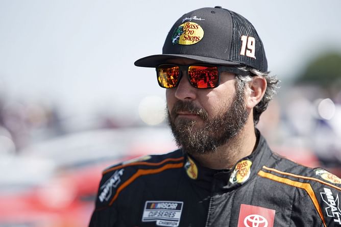 "Just should have put four tires on I guess" - Martin Truex Jr. describes how his pit stops affected his race to finish P4 at Ambetter 301