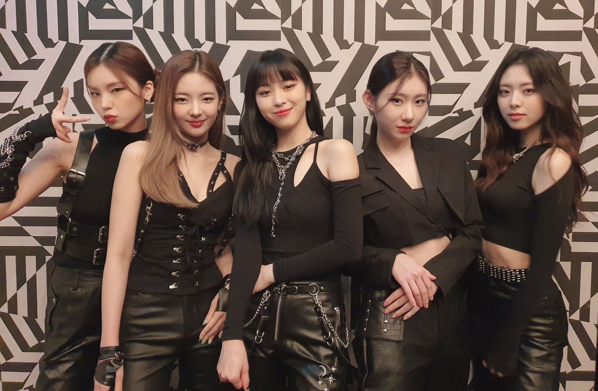 K-pop girl band ITZY (Image via @ITZYofficial/Twitter)