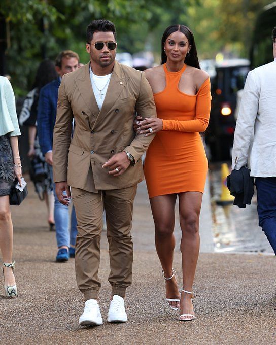 Russell Wilson Goes Chic in a Teal Suit for Broncos vs. Seahawks