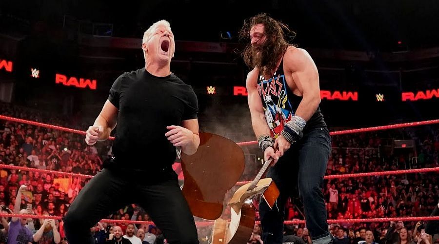 WWE Superstars Elias and Jeff Jarrett both wielded guitars as weapons during their careers