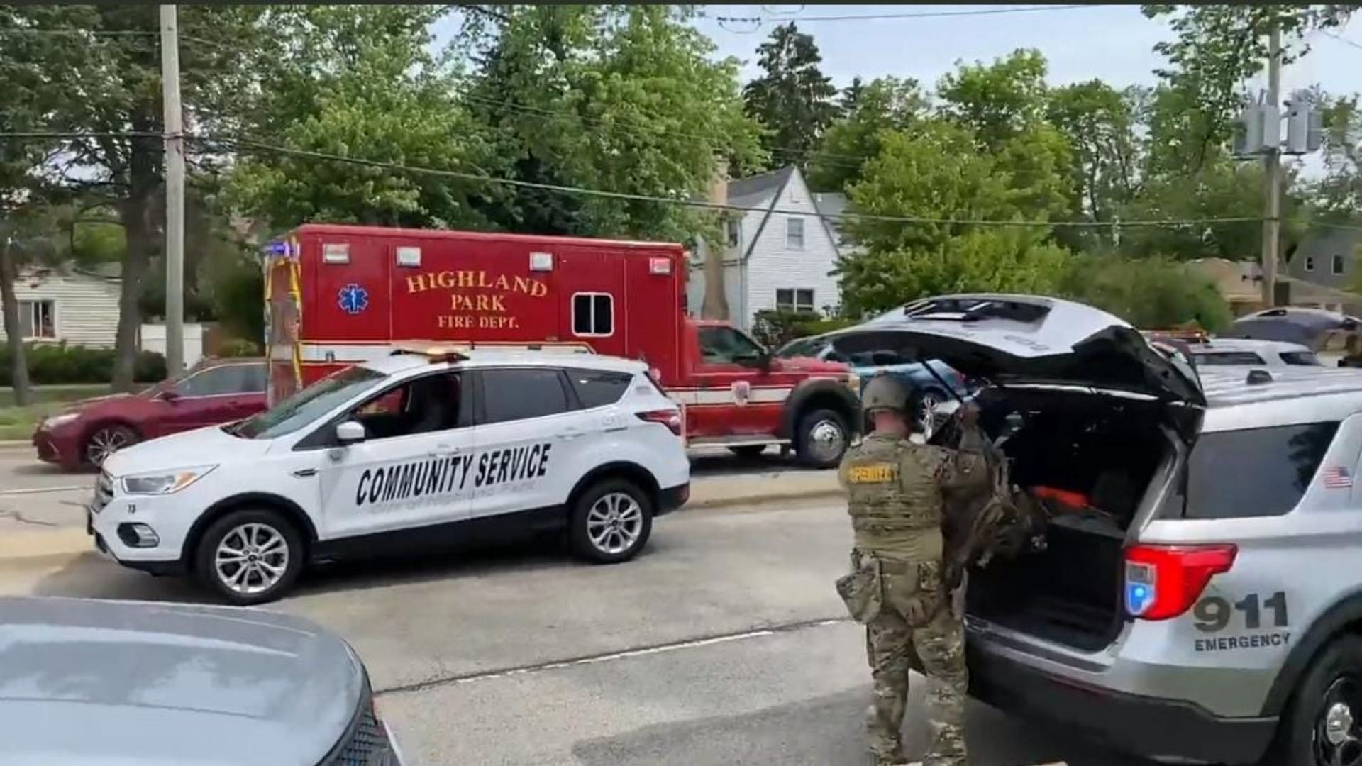 At least five were killed, and several were injured in a mass shooting in Highland Park, Illinois (Image via Twitter @/JournoSiddhant)