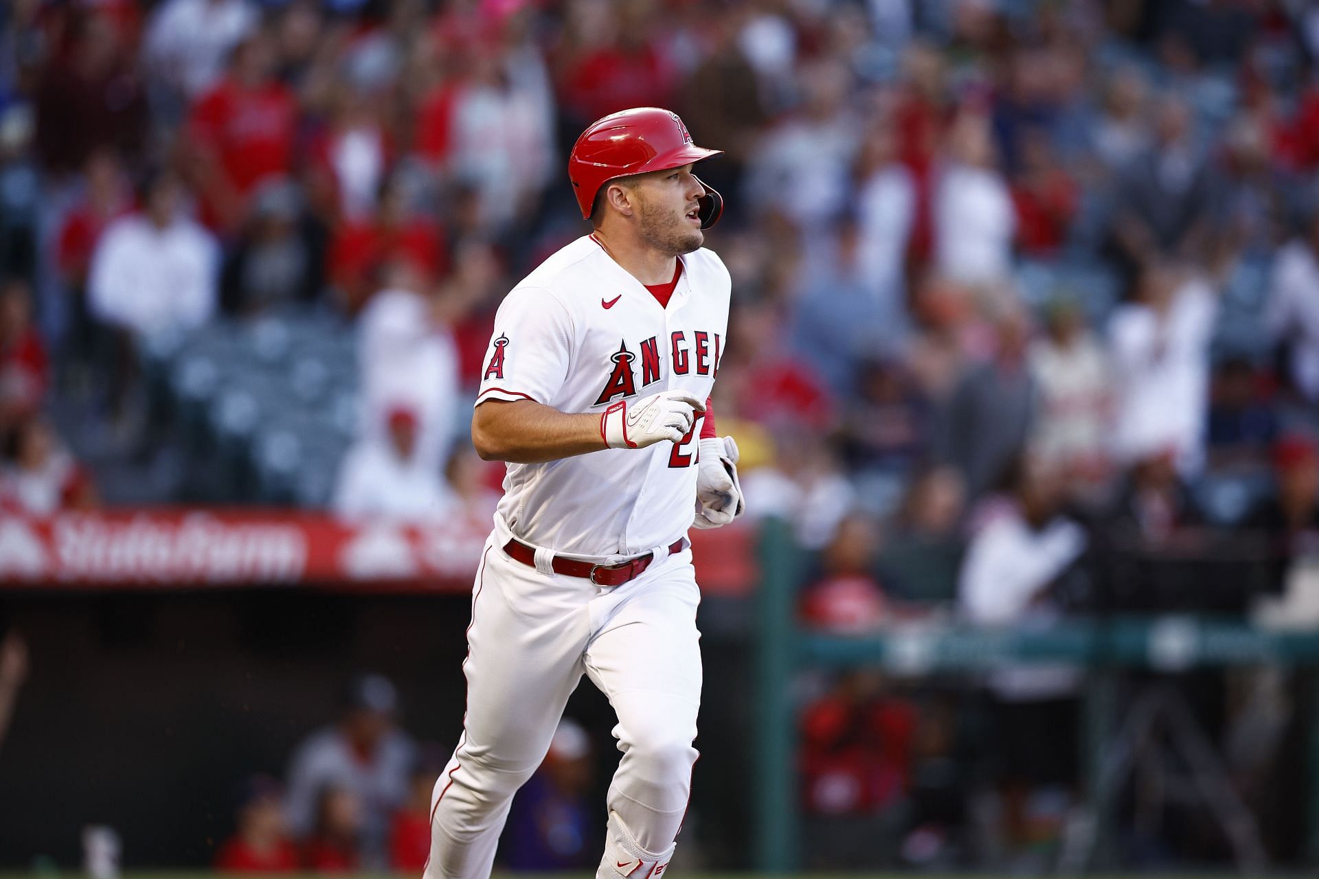 Angels' Mike Trout has rare back injury, may linger rest of career
