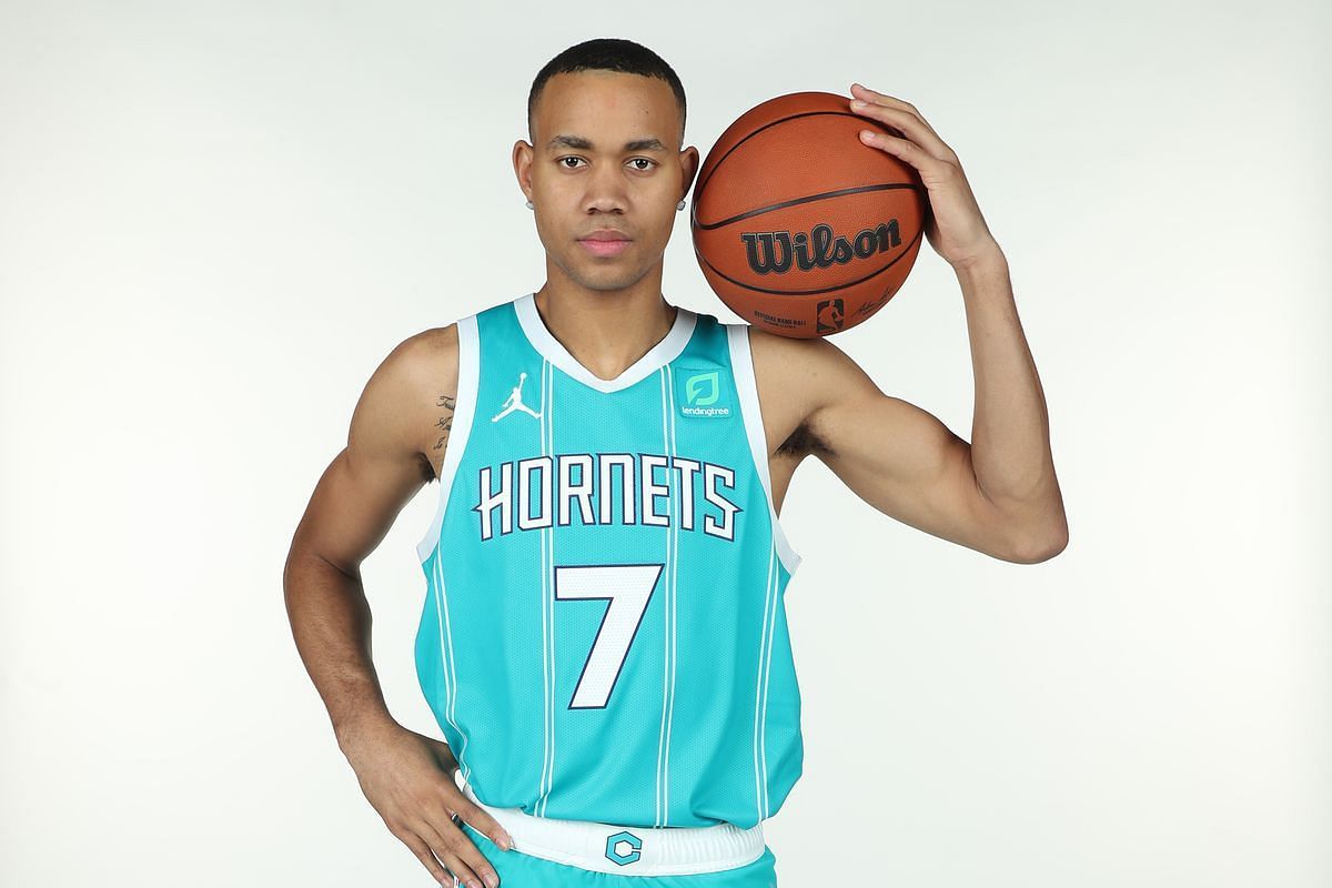 Bryce McGowens with the Charlotte Hornets