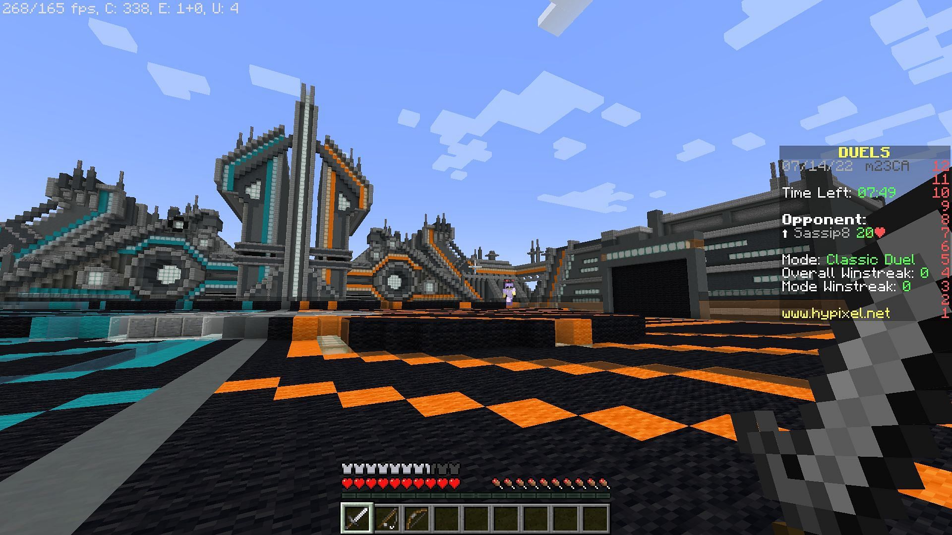 The space in the arena can be used efficiently to run around and defend (Image via Minecraft 1.19 update)
