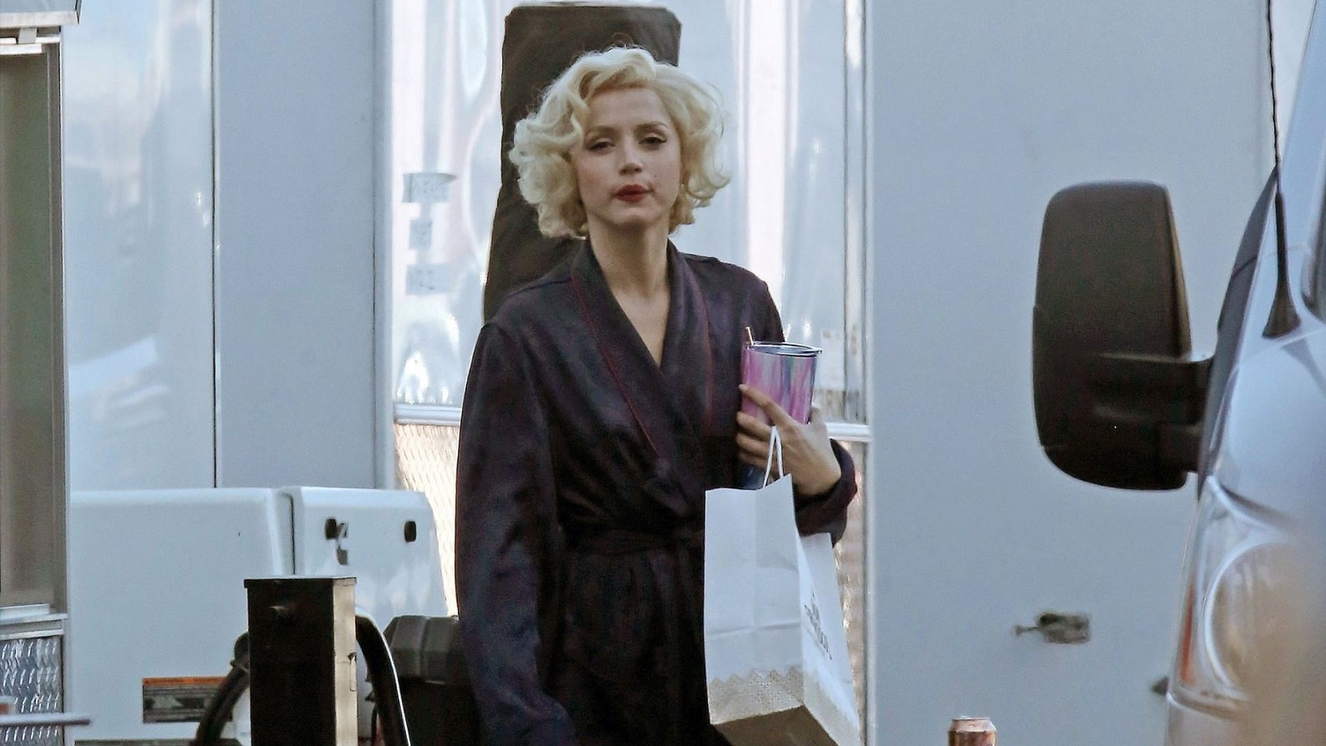 Ana De Armas as Marilyn Monroe (Image via IMDb)