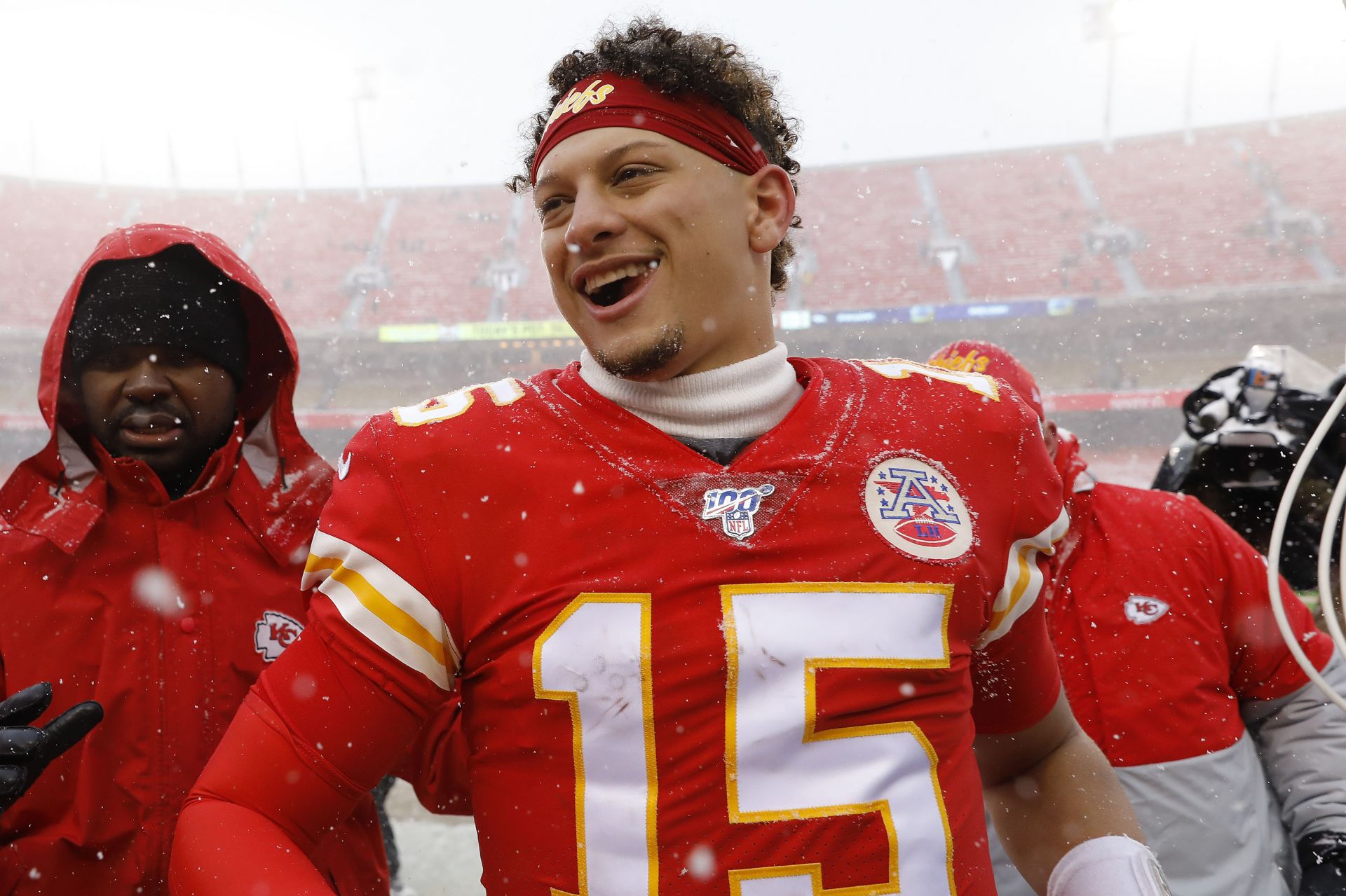 Chiefs' Patrick Mahomes No. 2 QB in ESPN's survey of NFL executives