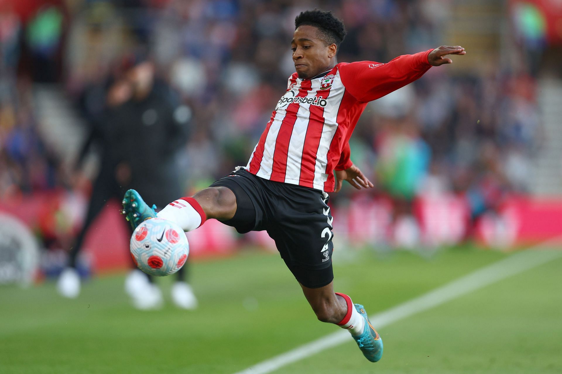 Kyle Walker-Peters has admirers at the Emirates.