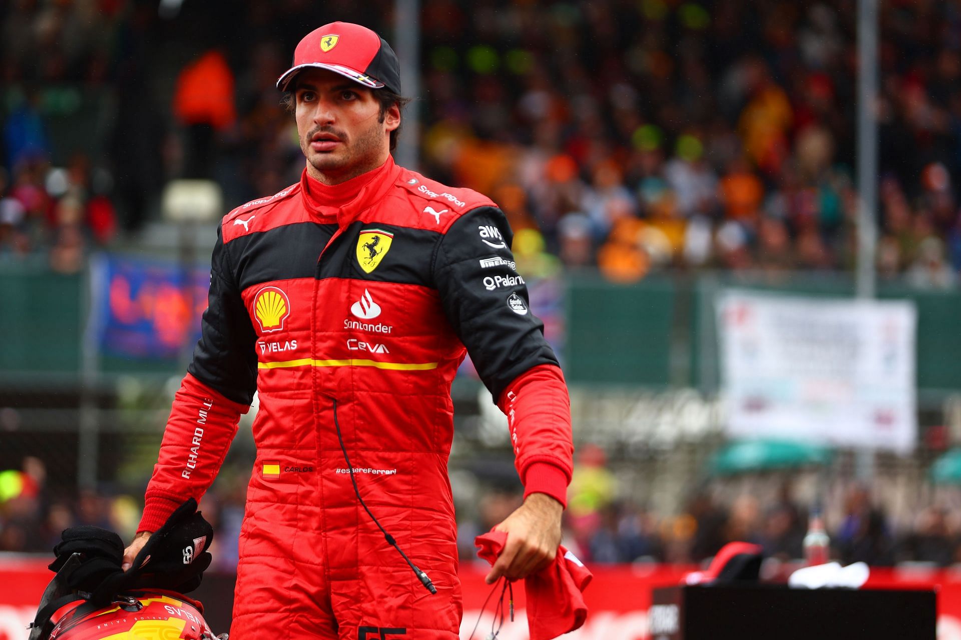 Ferrari driver Carlos Sainz during qualifying for the 2022 F1 British GP (Photo by Mark Thompson/Getty Images)