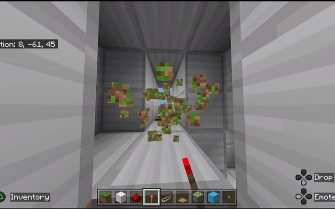 Minecraft Redditor incredibly makes working pistons vanish