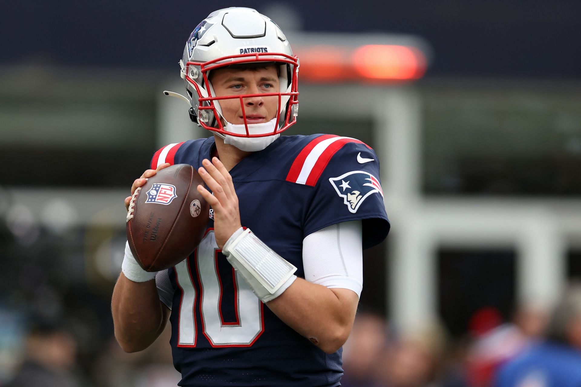 Patriots QB Mac Jones working to 'be an iceman' as he manages his emotions  