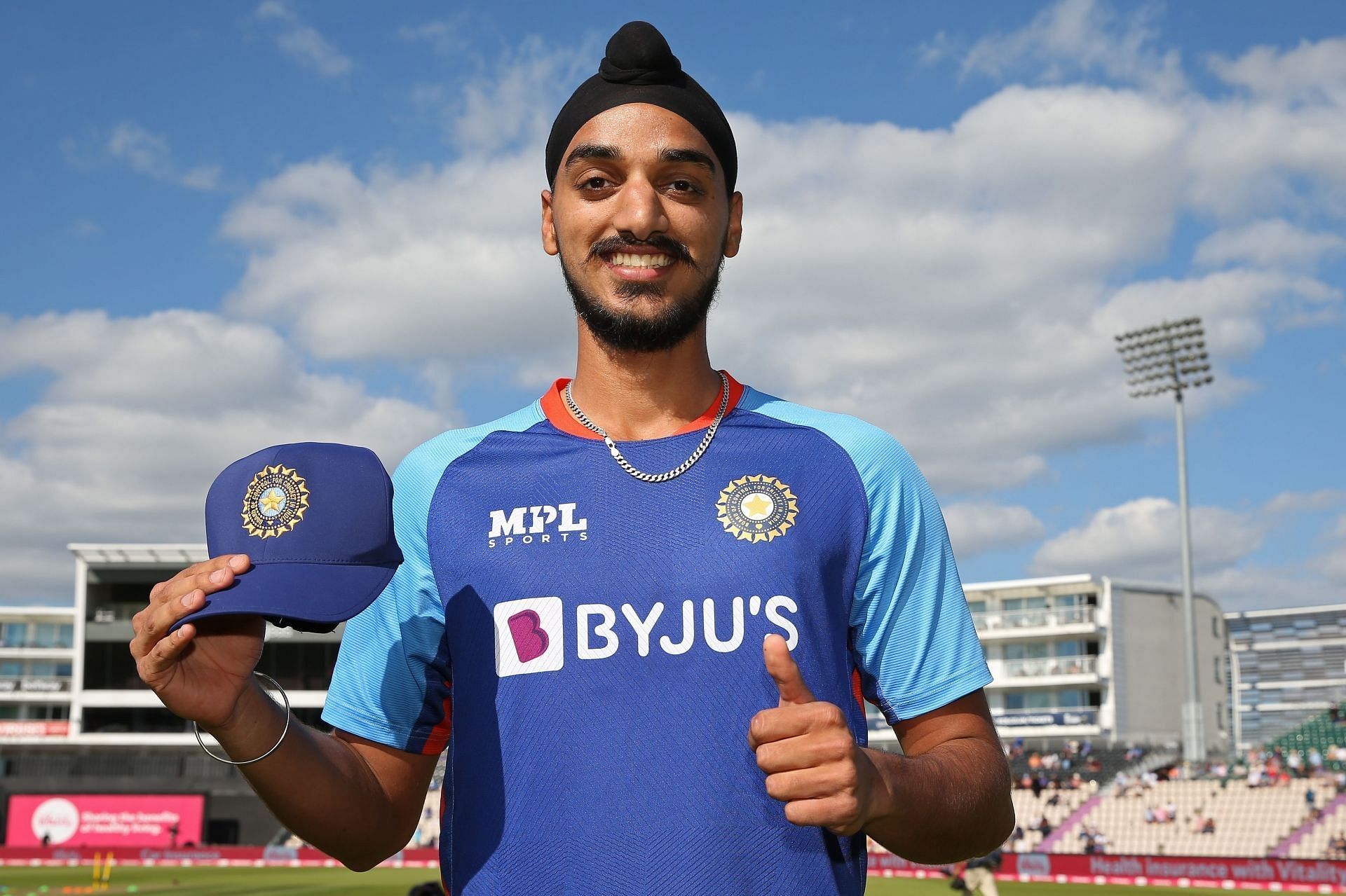 Arshdeep Singh poses with his debut cap.
