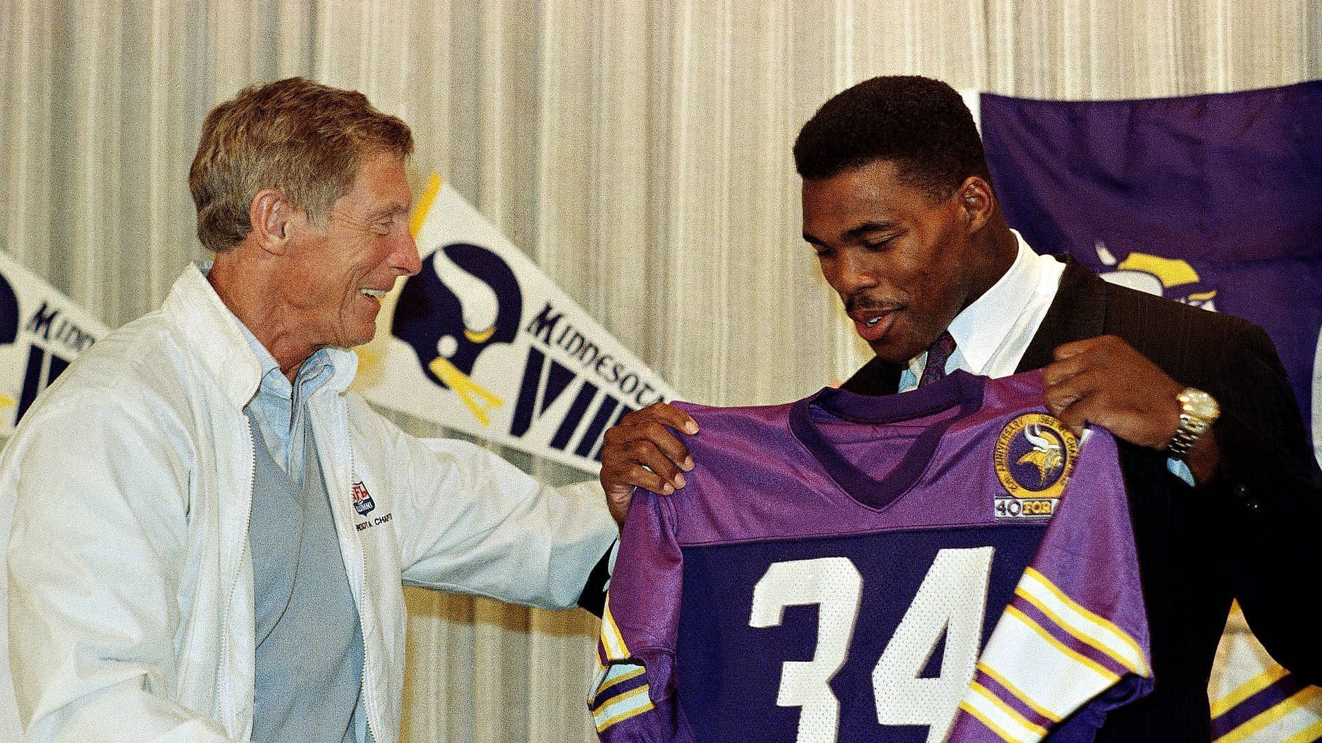 Vikings: 25 years later, Herschel Walker still owns Edina house he got in  infamous trade – Twin Cities