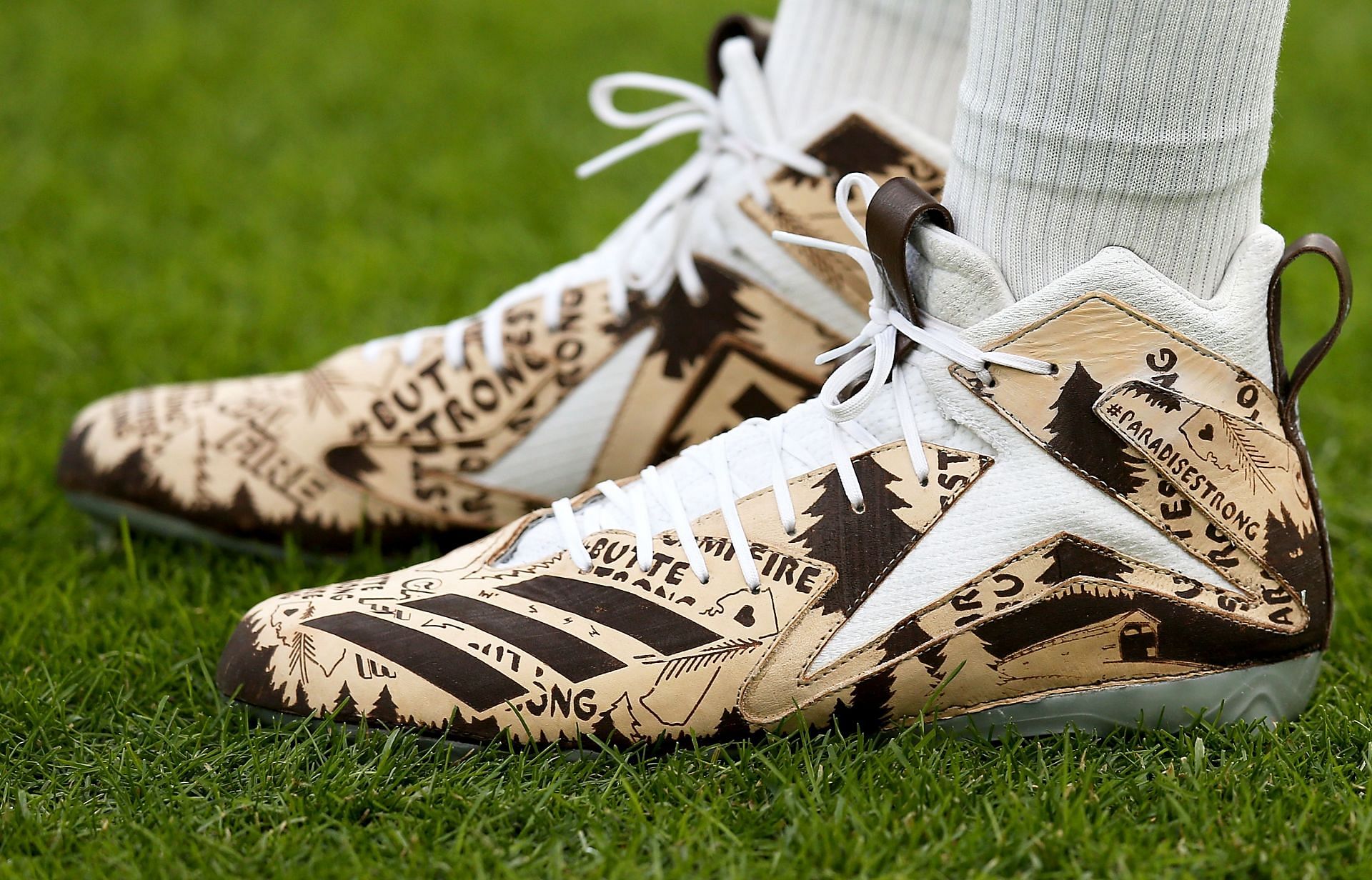 My Cleats My Cause design for Rodgers.