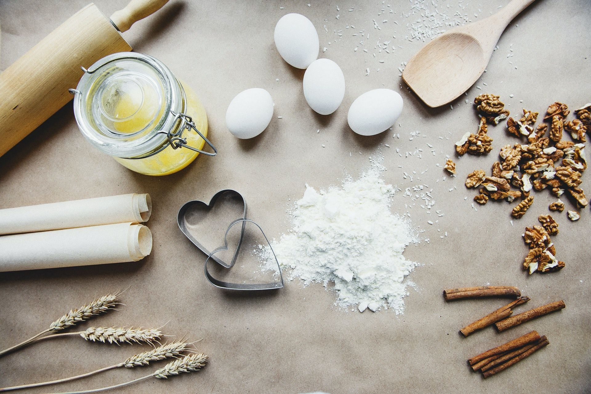 Spelt flour offers some amazing health benefits. (Photo by Ksenia Chernaya via pexels)