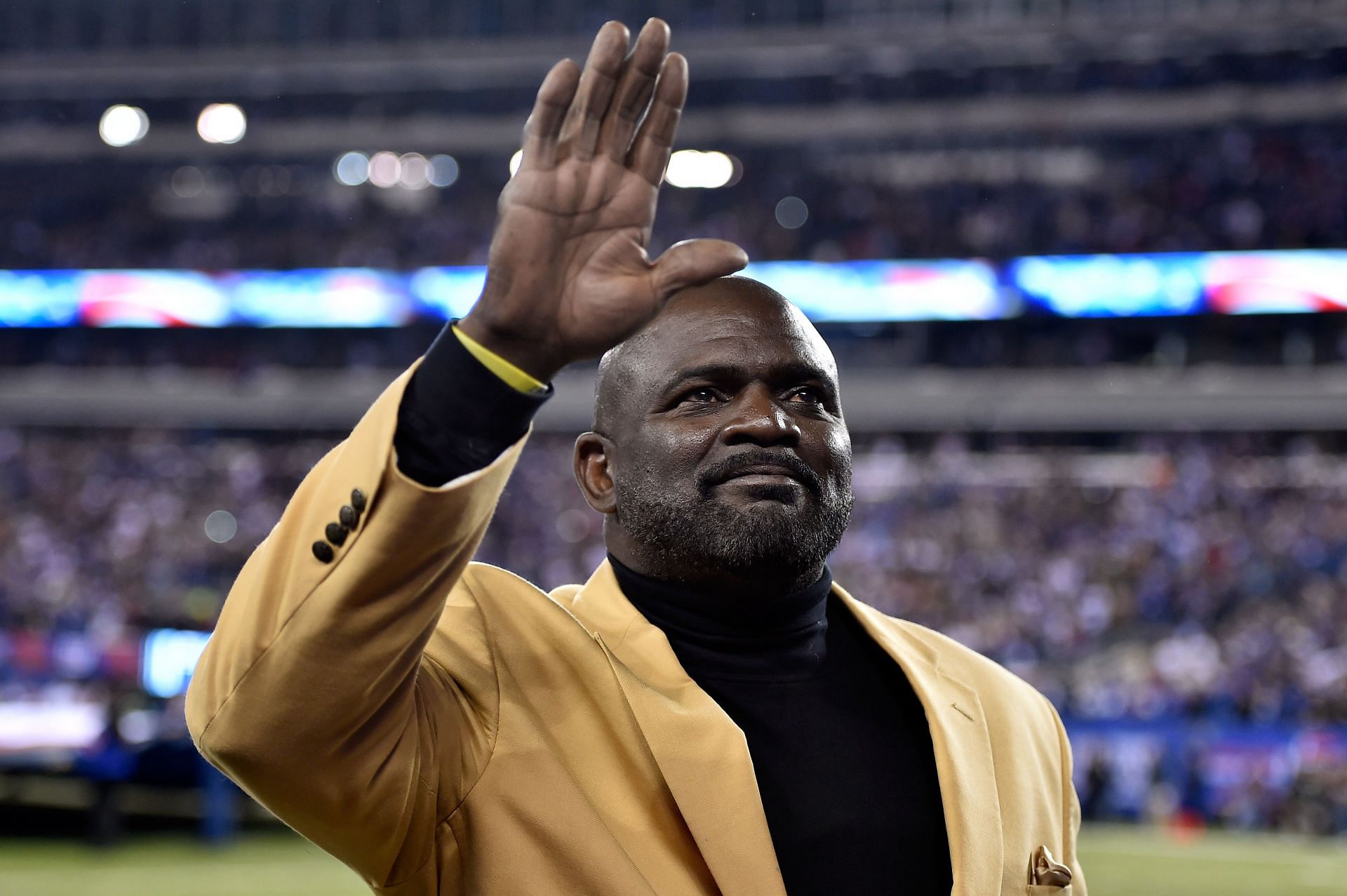 Former New York Giants star Lawrence Taylor