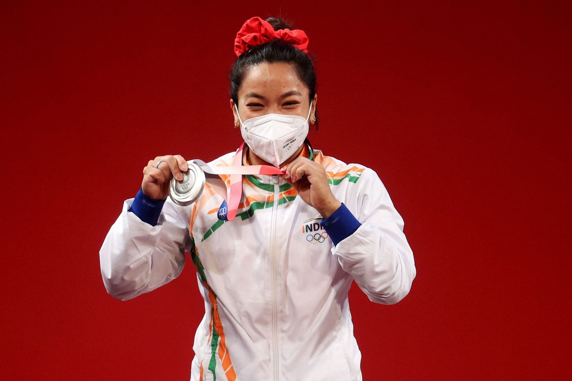 Tokyo Olympic silver medalist Mirabai Chanu will be the star of the Indian weightlifting contingent. (Image courtesy: Getty Images)