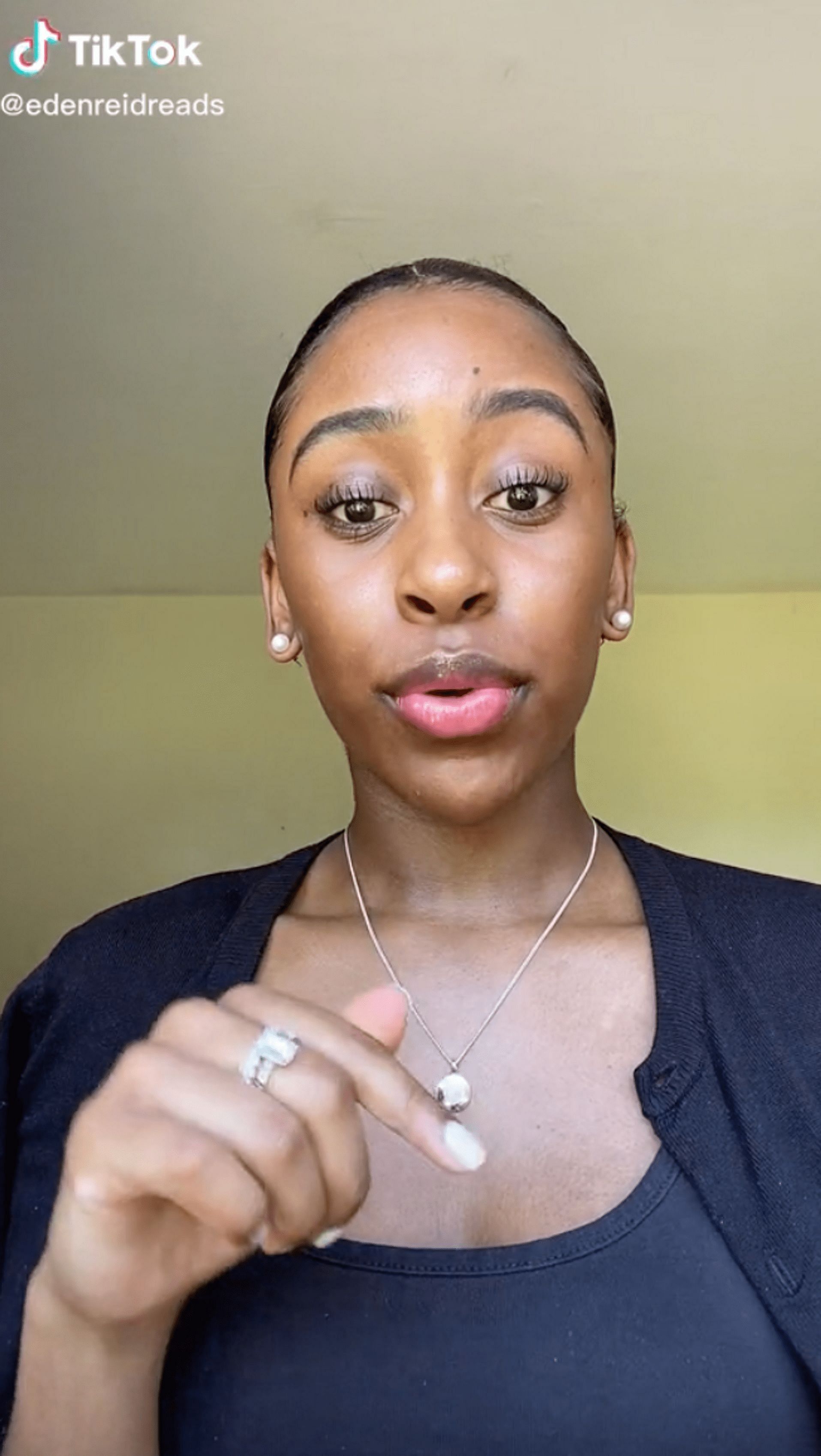 Eden Reid shares her favourite picks, and reads aloud her favourite parts of the books to her viewers. (Image via TikTok/edenreidreads)