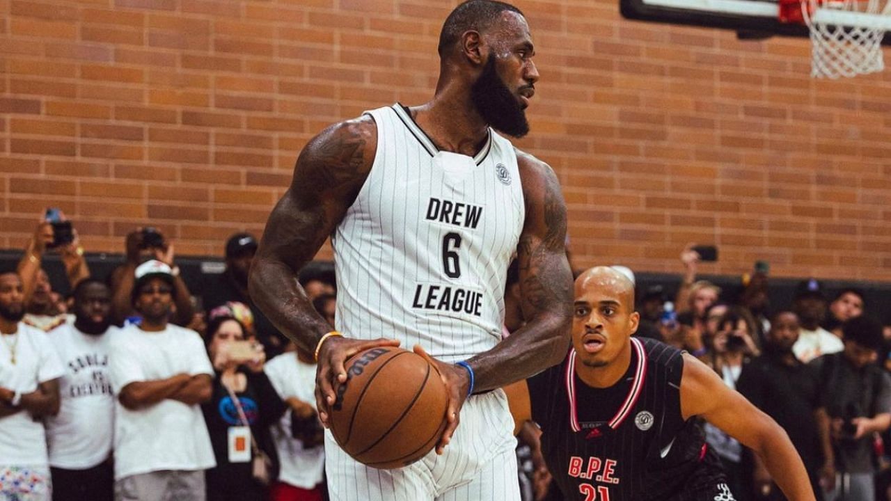 LeBron James had a grand time dropping 42 points on a critic in a Drew League game. [Photo: The SportsRush]