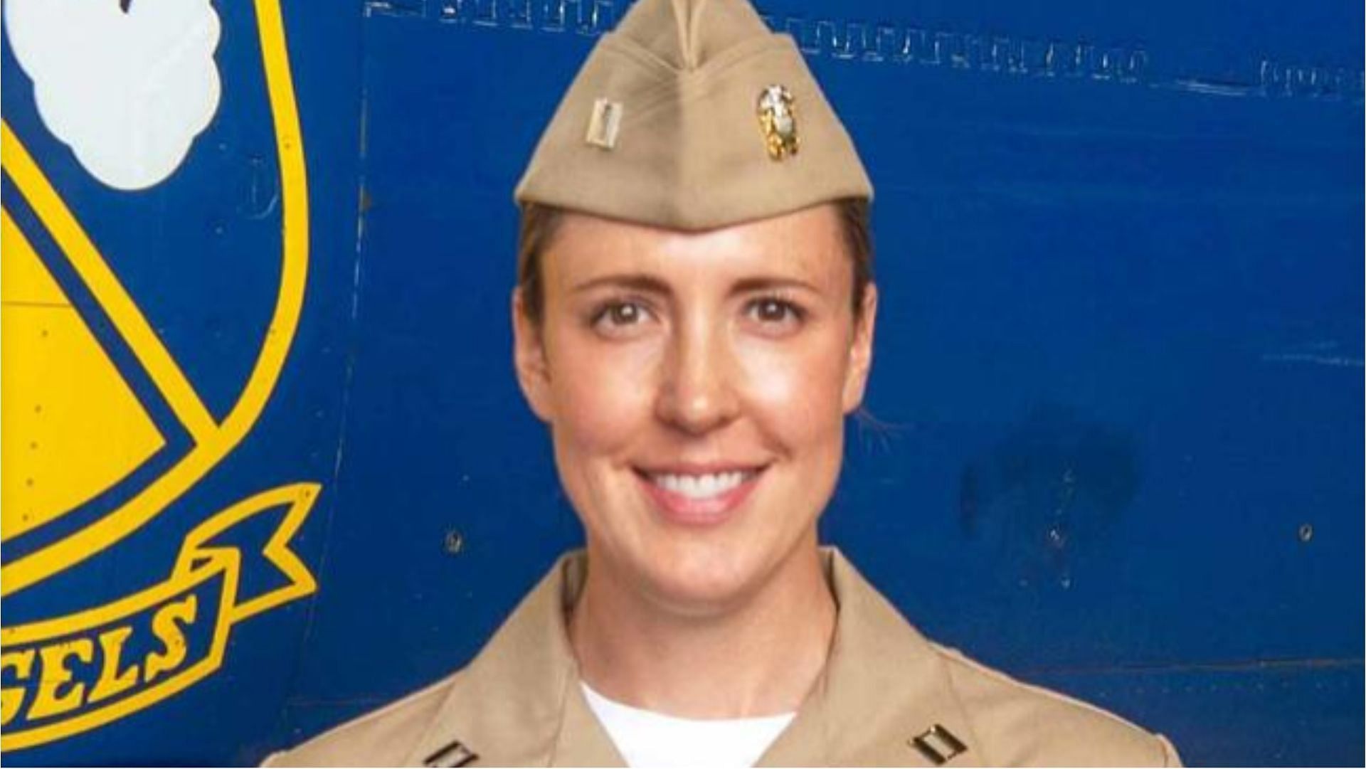 Lt. Amanda Lee is one of the six new members of the US Navy&#039;s elite team, Blue Angels (Image via @Tuckerpete/Twitter)
