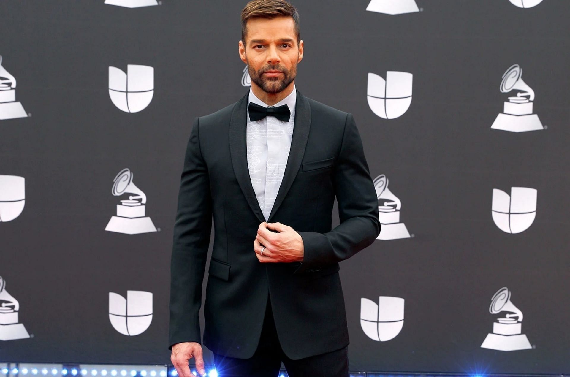 Ricky Martin (Image via Joe Buglewicz/Getty Images)