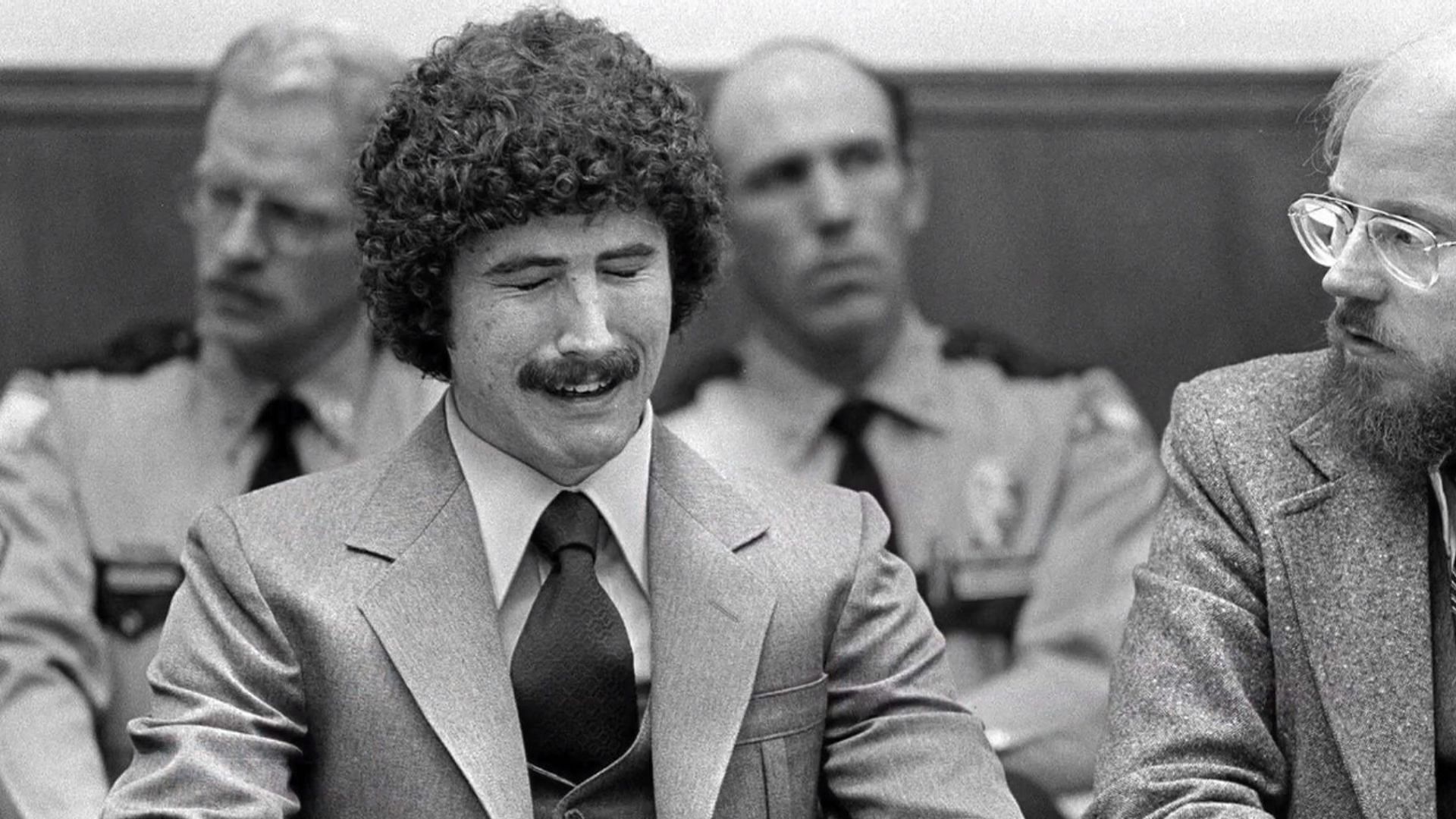 Kenneth Bianchi in the courtroom on trial for his crimes (Image via AP Photo/Don Anderson)