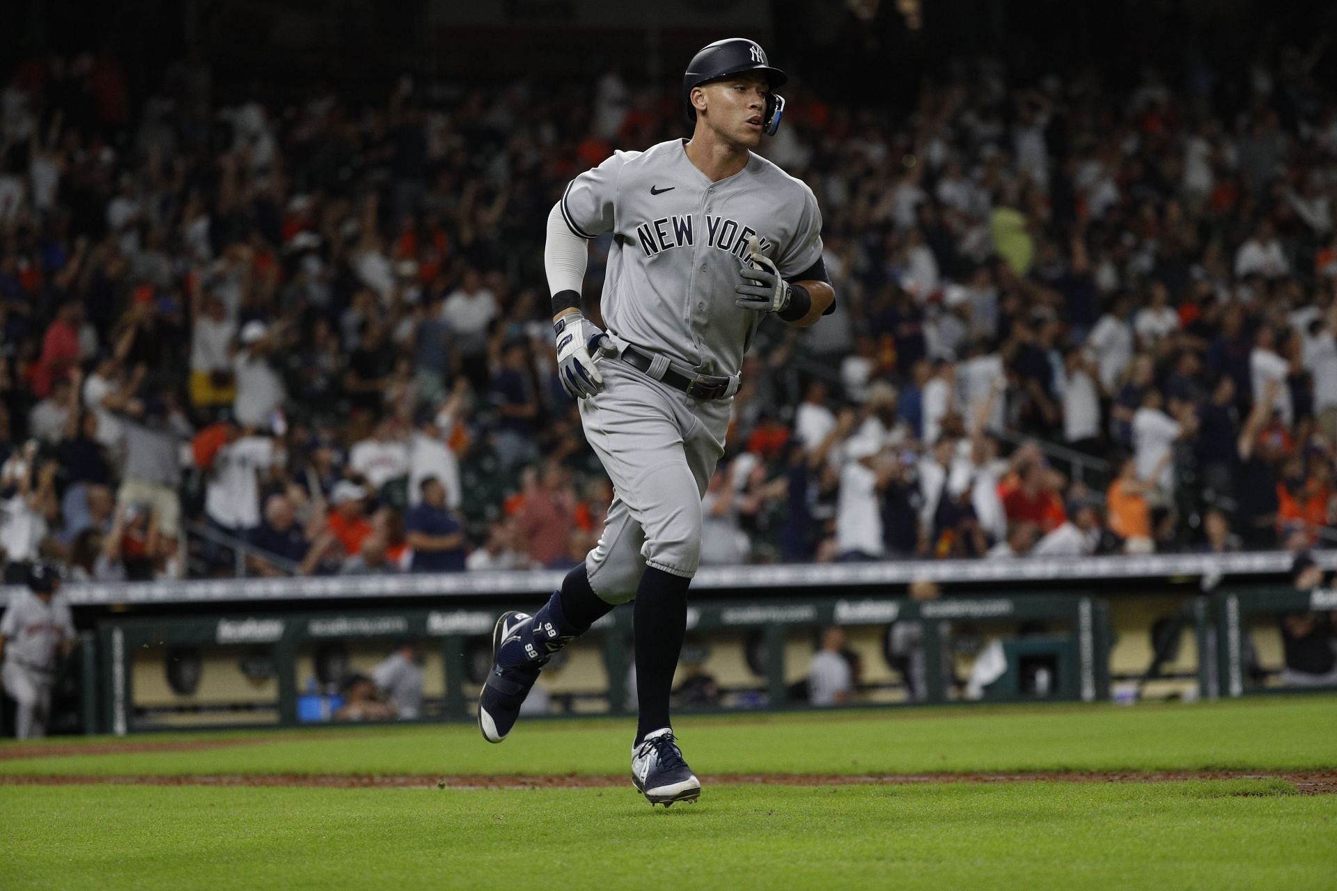 Aaron Judge runs the bases, New York Yankees v Houston Astros.