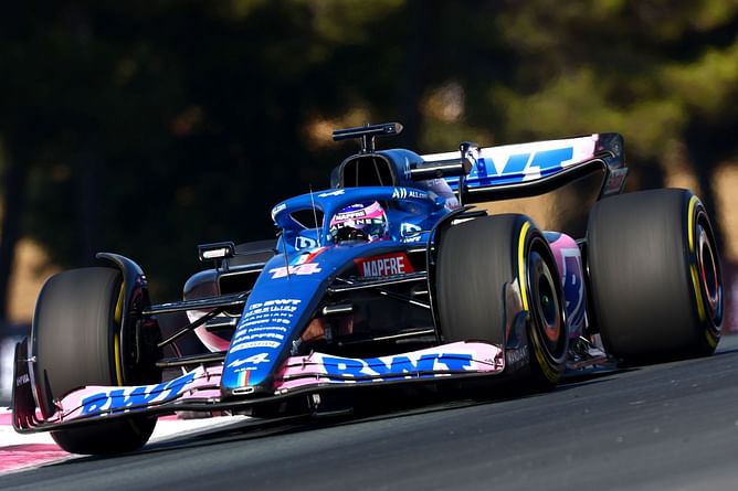 "I wish I could challenge the Mercedes in front us or Checo"- Fernando Alonso feels Mercedes and Red Bull are out of Alpine's 'league' at 2022 F1 French GP