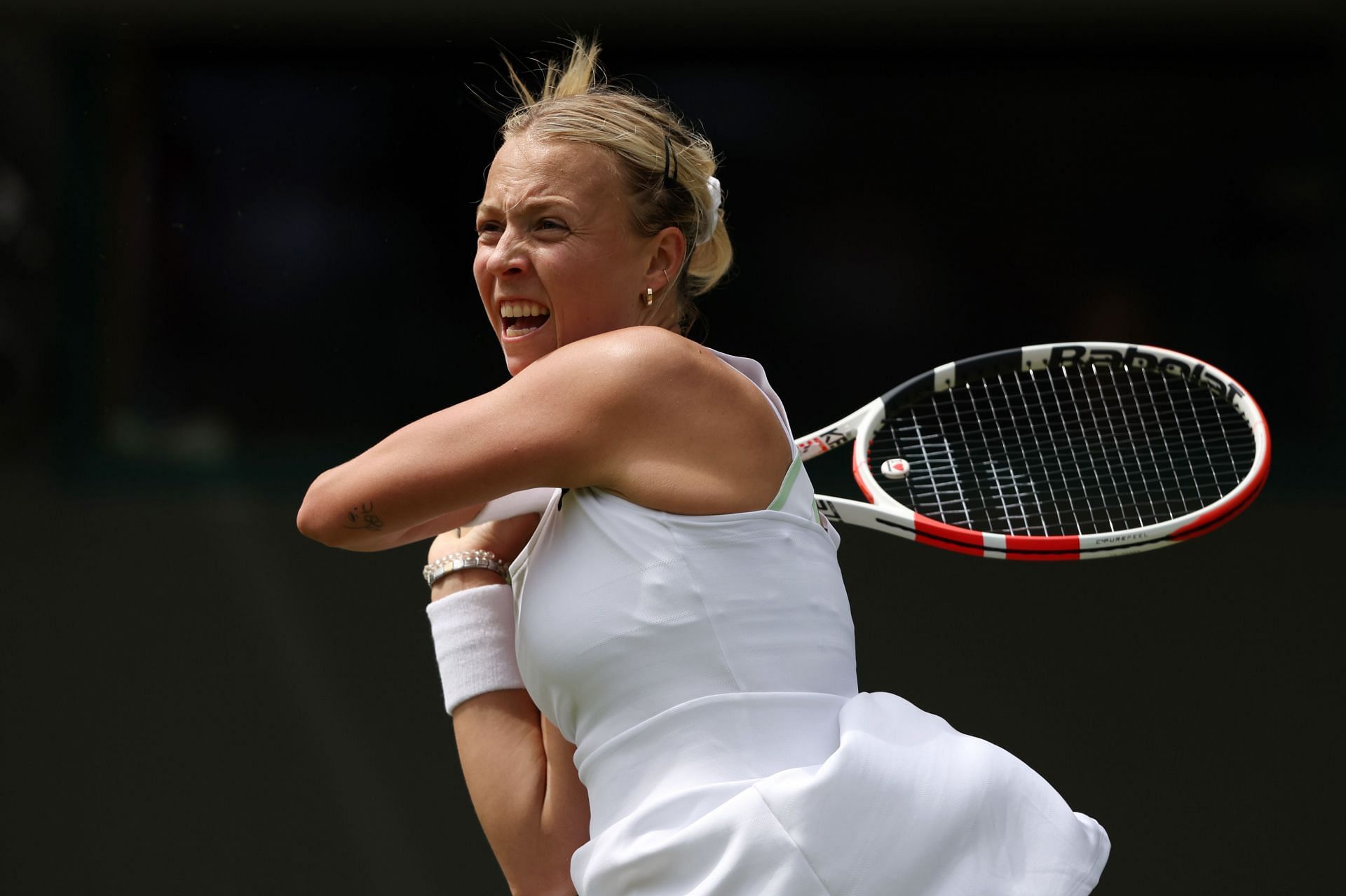 Anett Kontaveit at the 2022 Wimbledon.