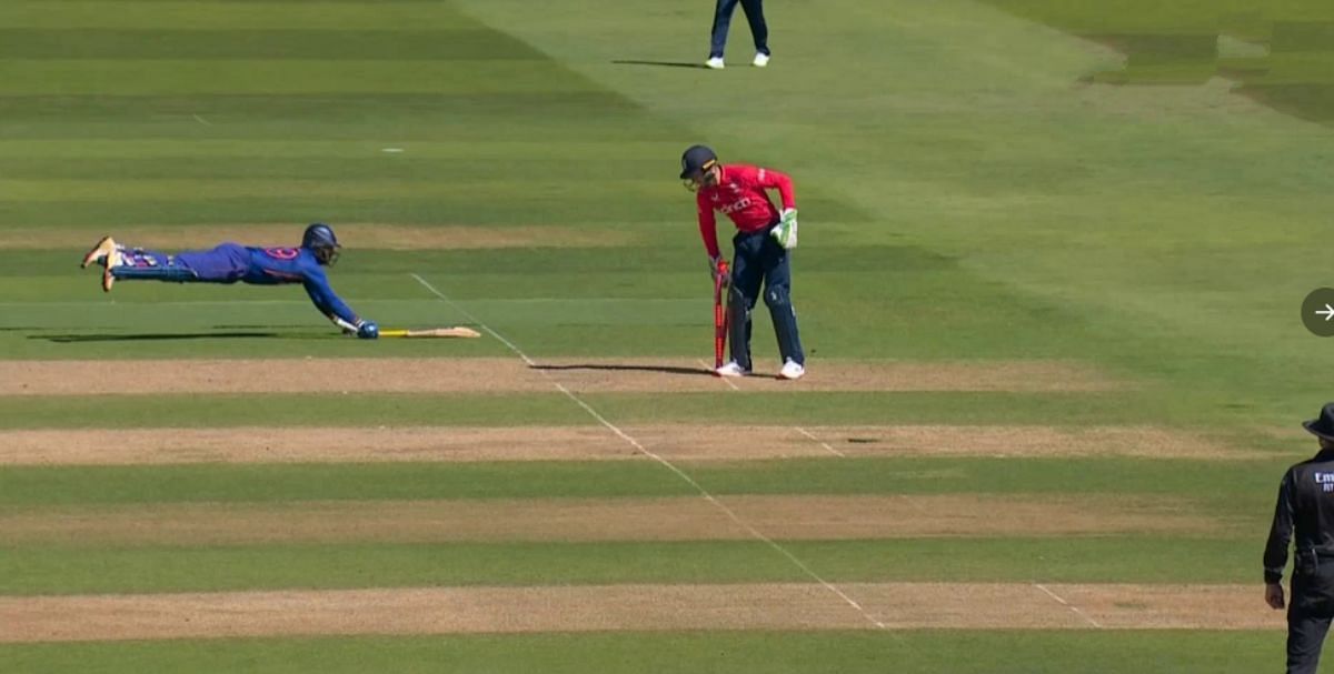 Dinesh Karthik is caught short by a smart piece of work by Jos Buttler. Credit: Sony Network