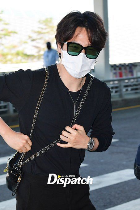 BTS J-Hope looks dapper as he leaves to host Lollapalooza in Chicago, V  cheers for him