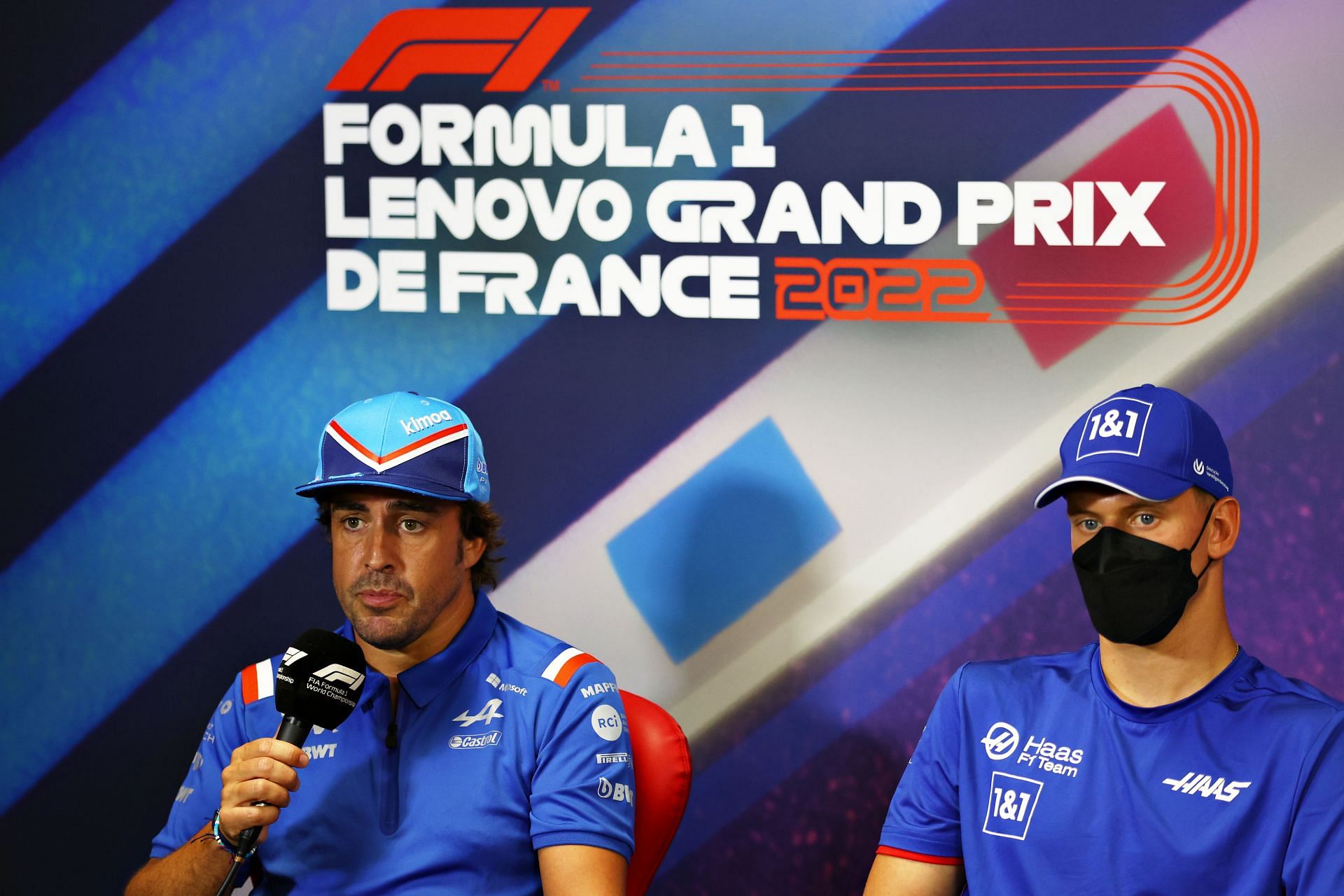 Fernando Alonso&#039;s (left) comments turned a few fans against him